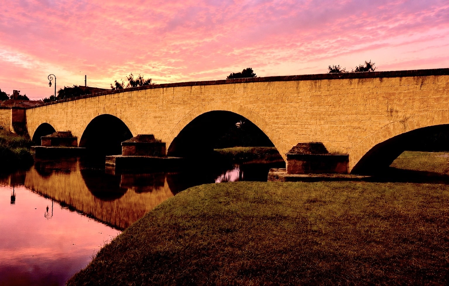 pont de pierre